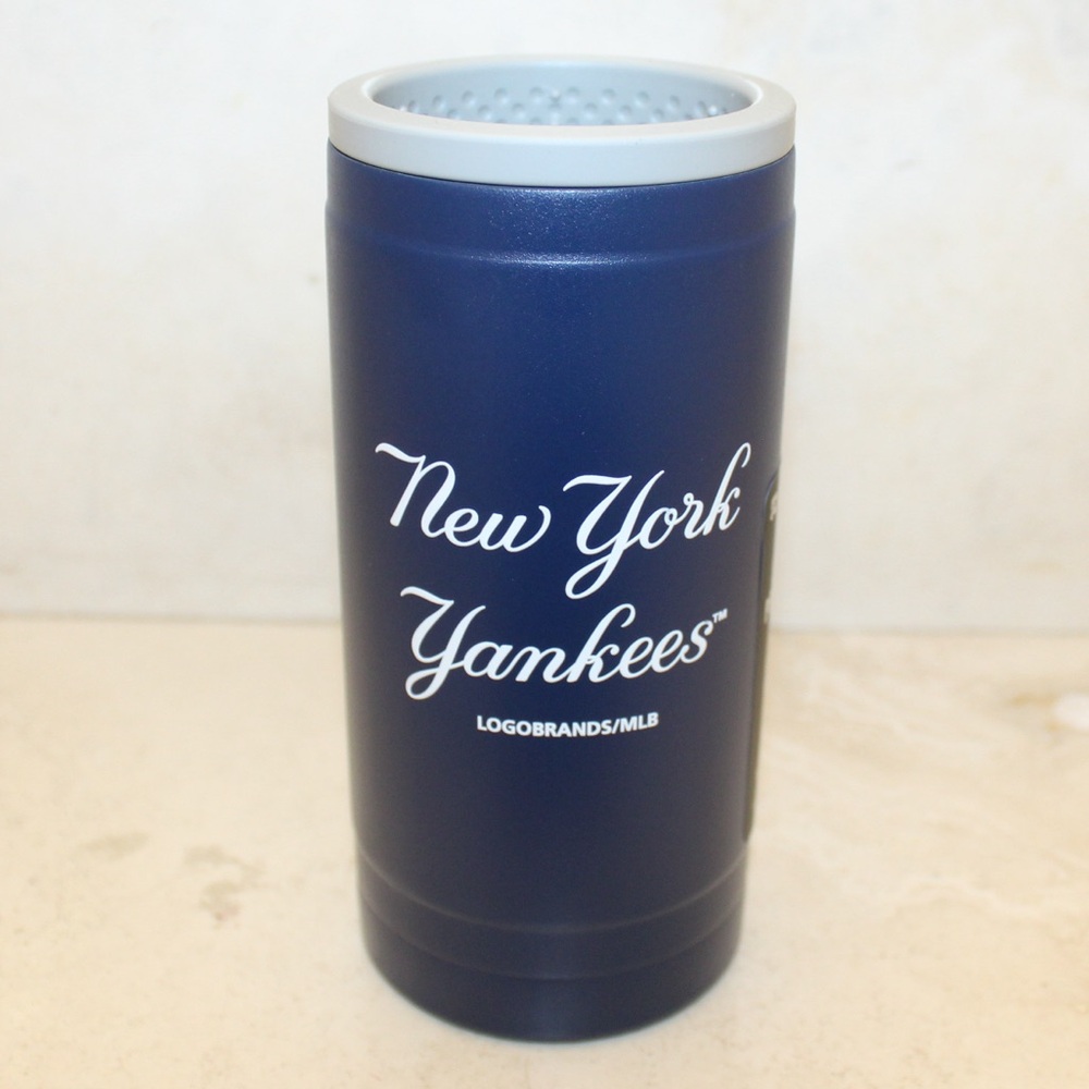 New York Yankees 12 oz. slim can coolie (NWT) - Picture 5 of 8